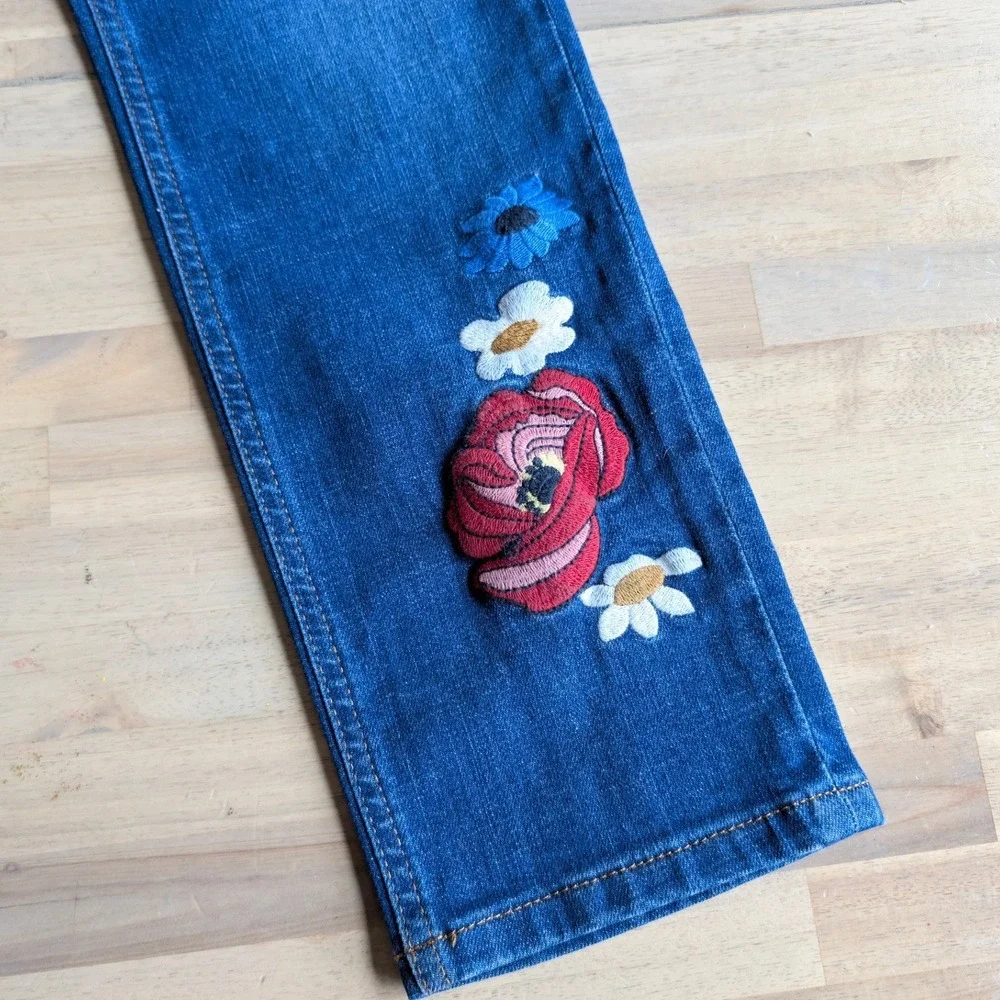Boden The Cavendish Girlfriend Denim Jeans / Floral Embroidery NWOT Size 2 P‎